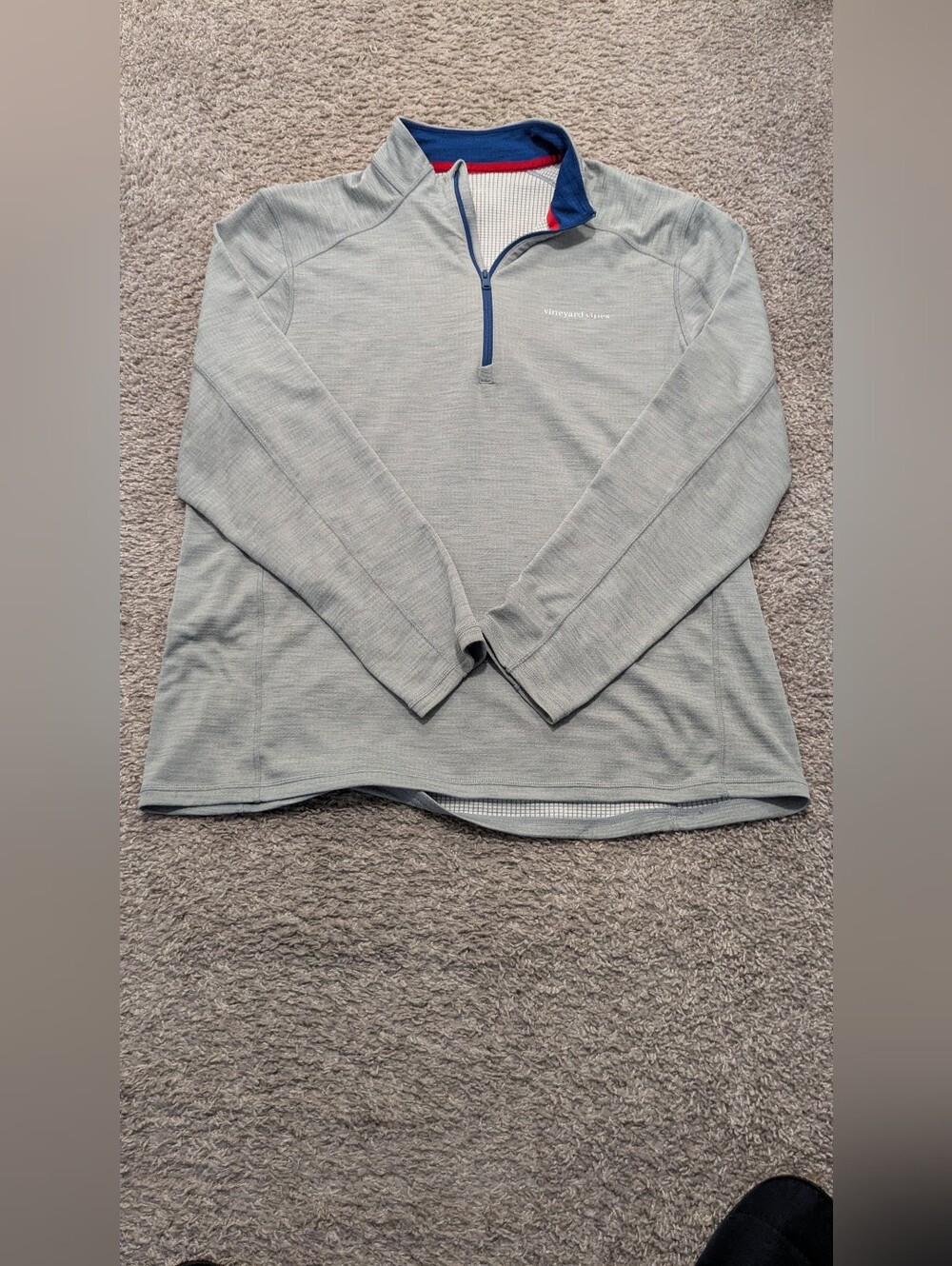 VINEYARD VINES